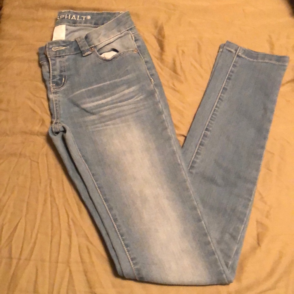 Super cute skinny jeans